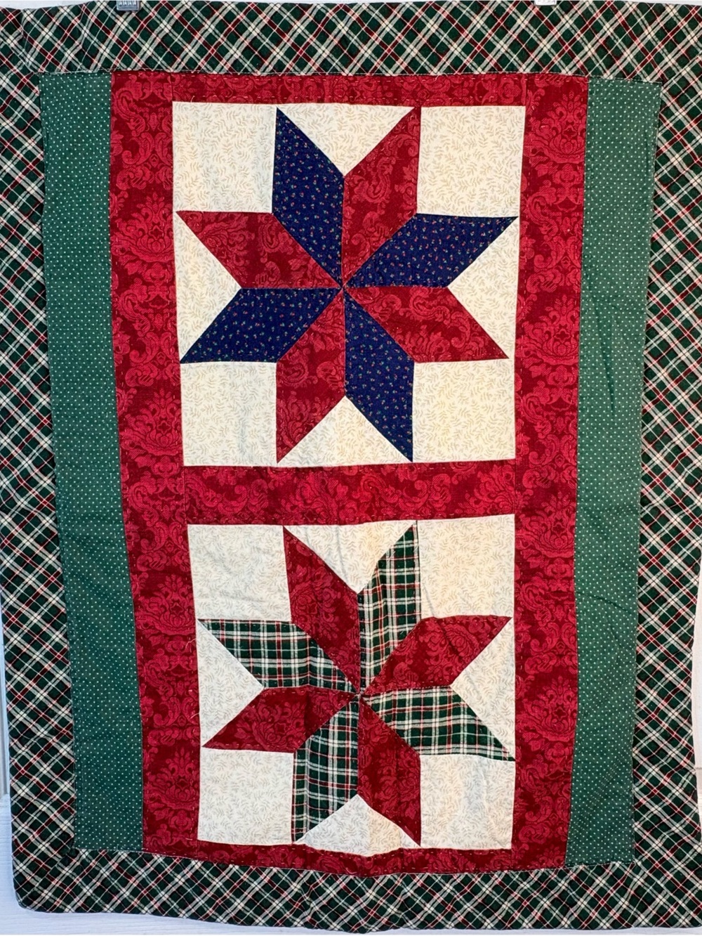 (2) Vintage 80s 90s Patchwork Cottagecore Star Quilt Christmas Pillow Shams